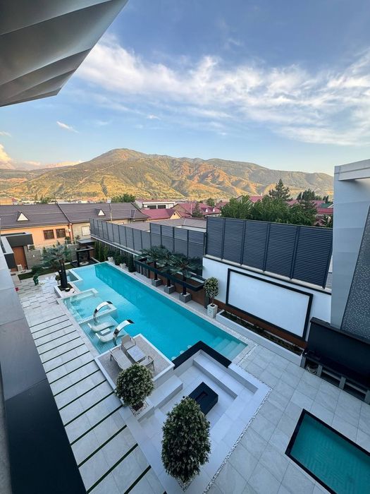 Успейте забронировать Беверли Хилс 30