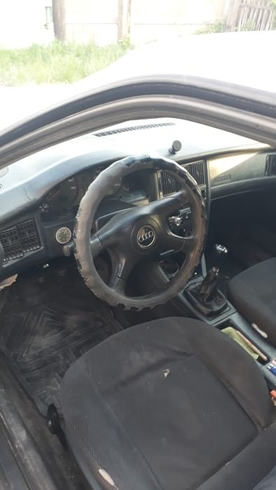 Продам Audi b4..