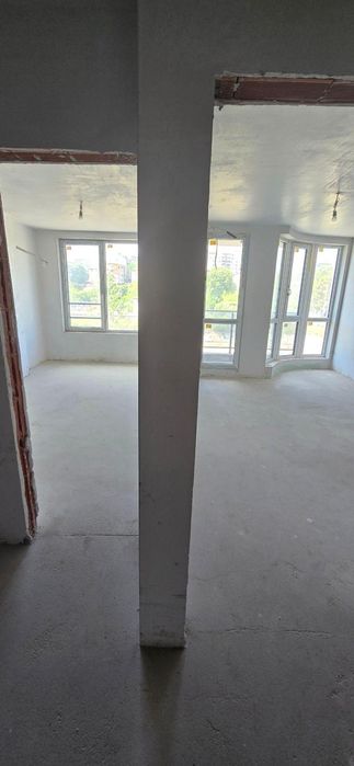 Продава се Двустаен апартамент в София, Център - 55 кв.м за 1647 €/кв.м - Снимка #8