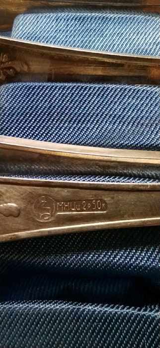 Продам столовый набор мельхиоровый