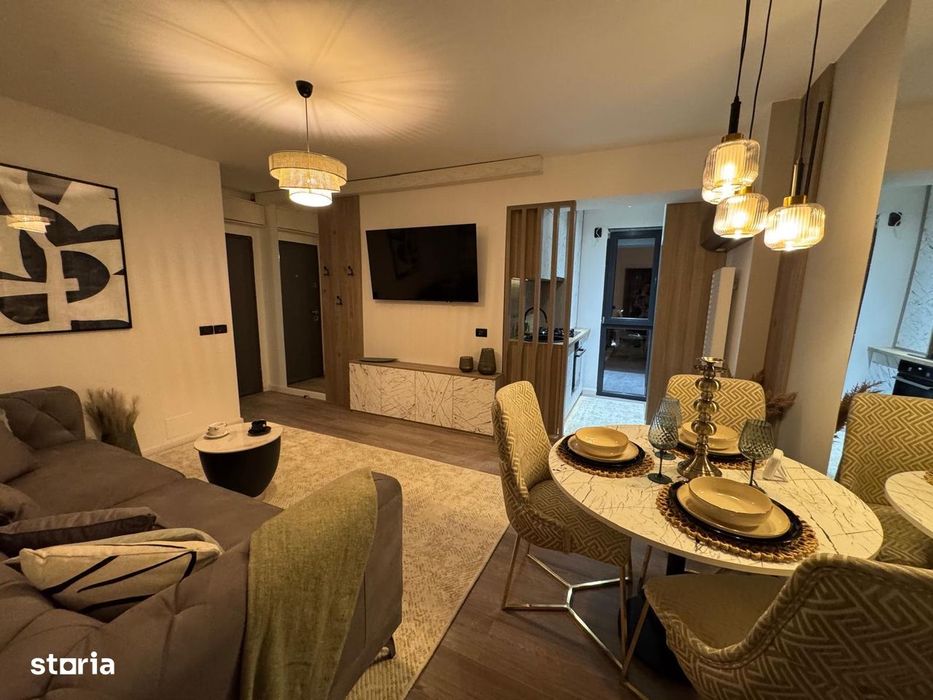 Calea București, etaj 2/10, preț 500 euro