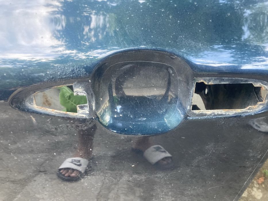 Камри 70 двери с водительской стороны