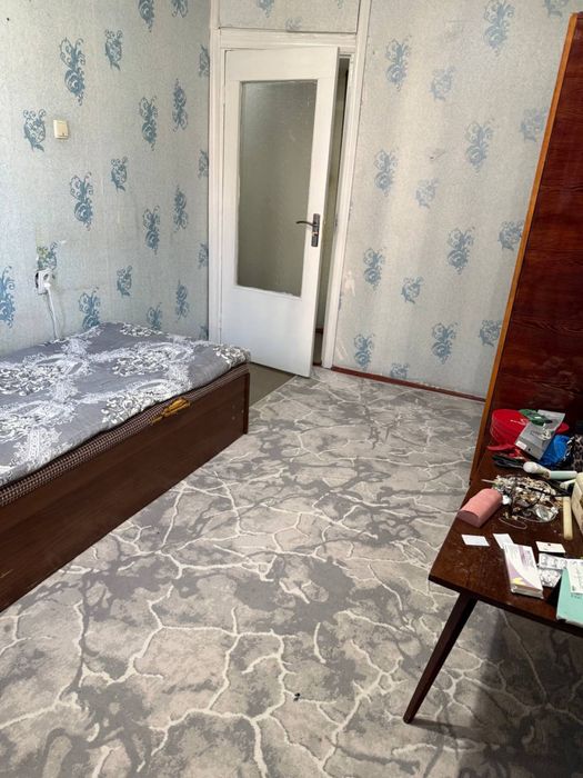 Kvartiraga Odam Kere Faqa Ayol Kishi