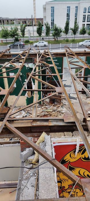 Ферма металичиски 12 метирдан 30  дона