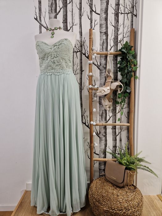 Rochie nunta fara bretele lunga