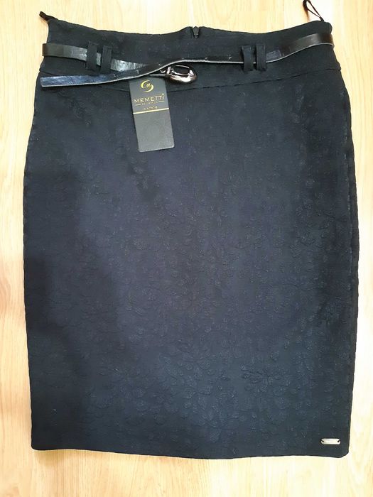 Vând fustă scurtă, nouă, neagră