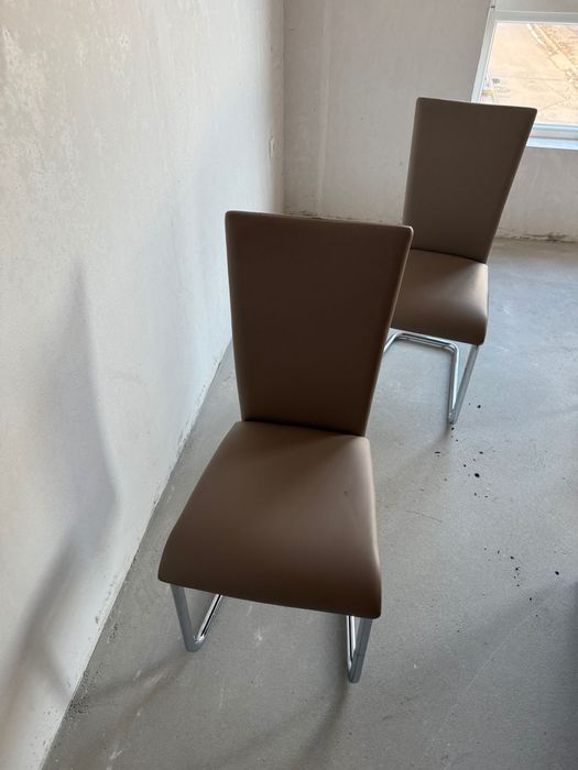 диван двойка и столове