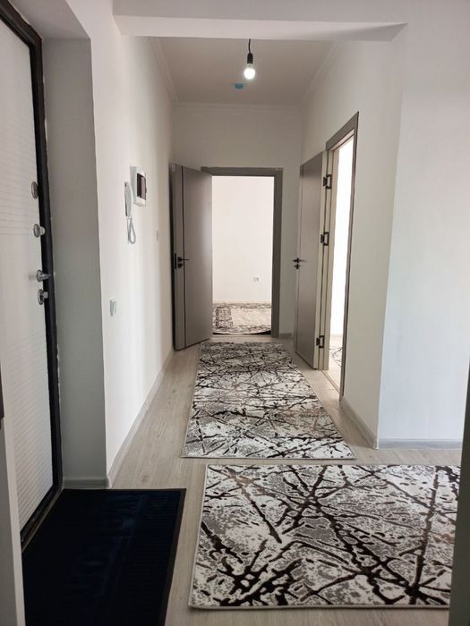 Srochna 2 xonali uy sotiladi