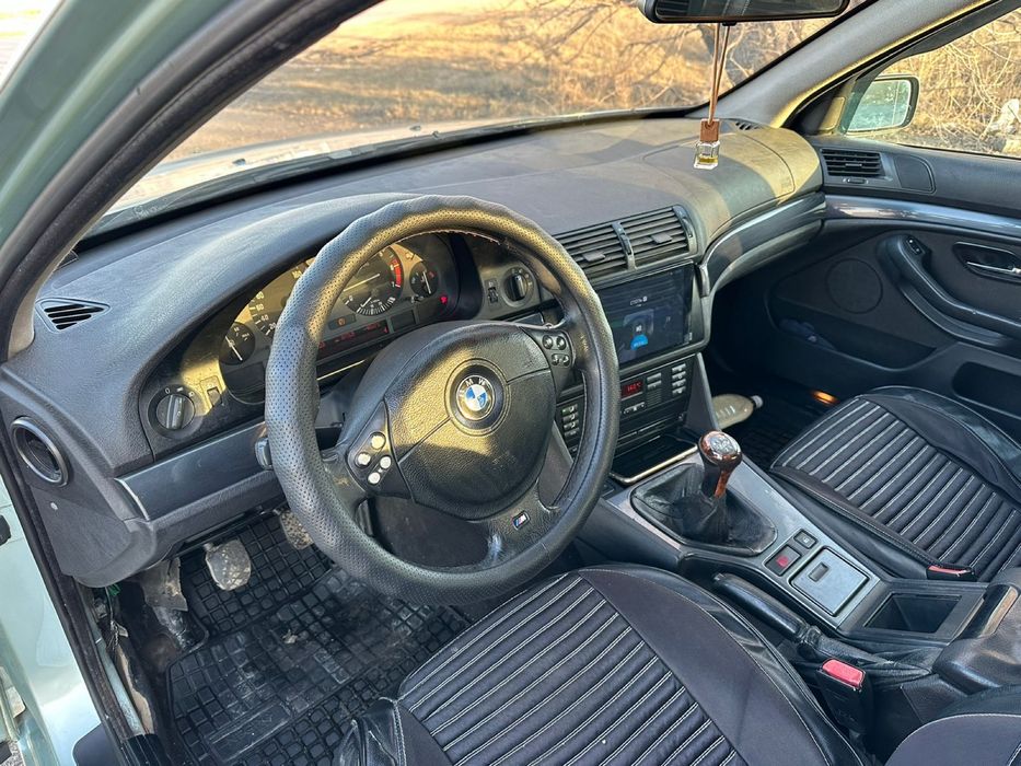 Продам BMW E39 M62B35