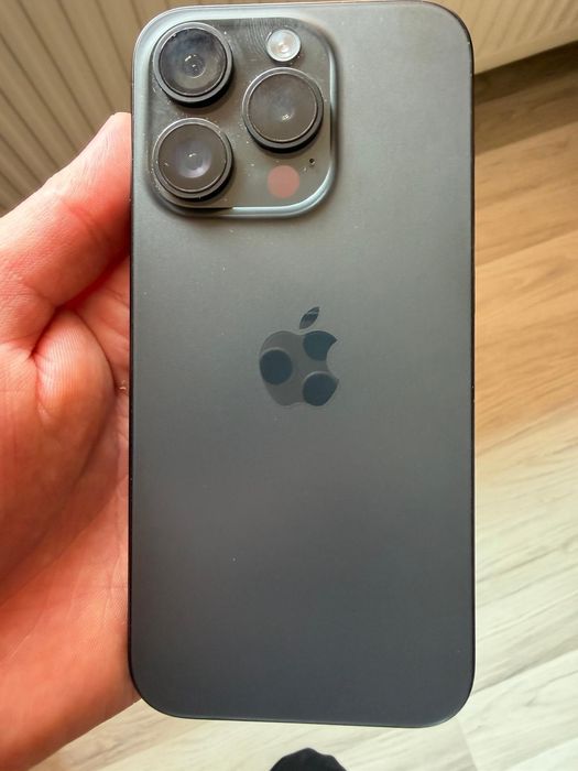 Vând Iphone 15 Pro