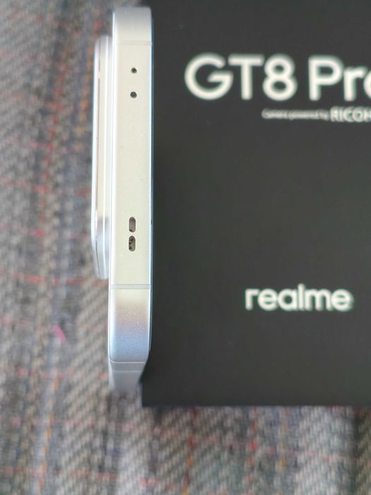 REALME GT 8 PRO в гаранция от Технополис 16GB RAM/512GB ROM