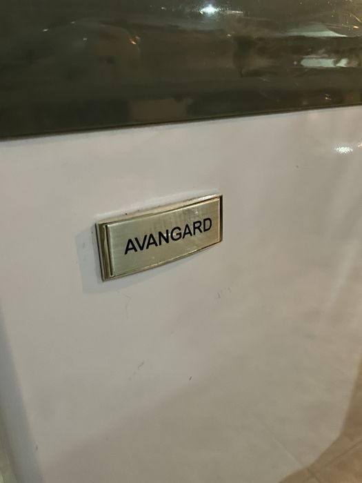 Морозильная камера AVANGARD 350л