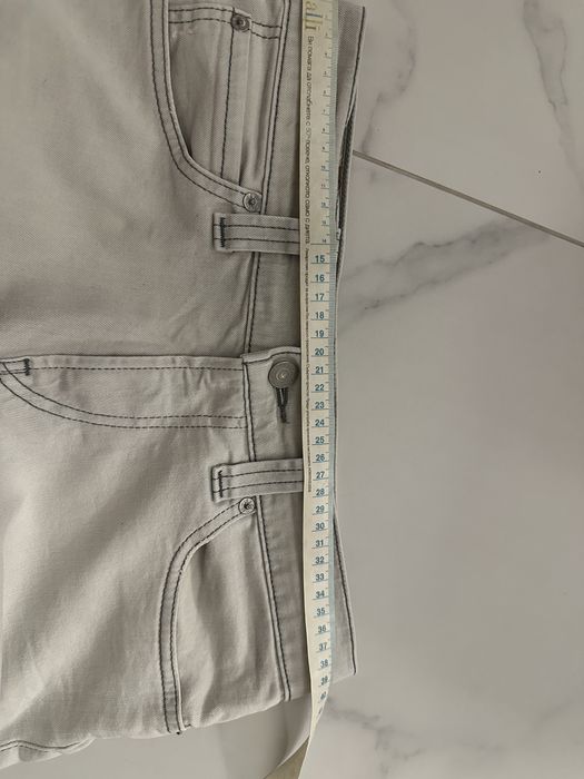 Оригинални мъжки дънки Levi’s размерът е 31,модел 511