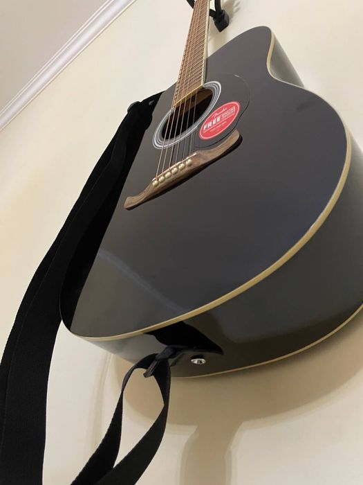 Гитара Фендер фирменный