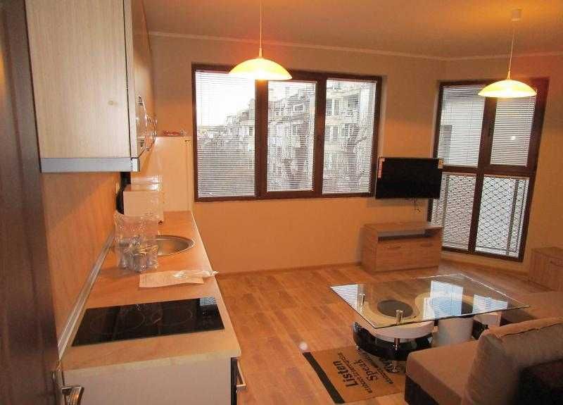 Двустаен апартамент във Възраждане!