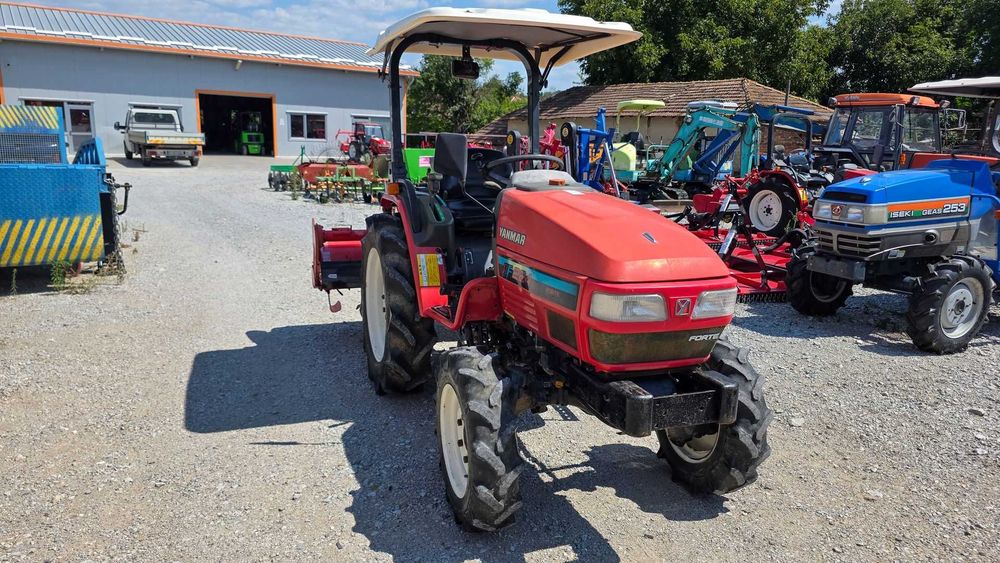 Японски трактор Yanmar AF224 с фреза, 4х4, 24 кс, АграБГ Джолев
