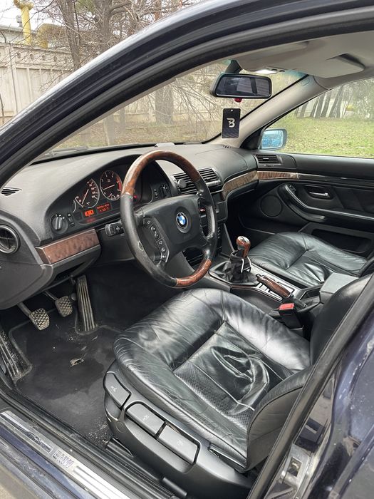 BMW E39 Exclusive 520d