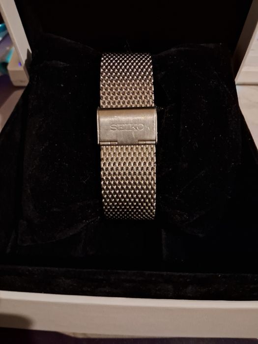 Seiko 5 Suit Style automatic