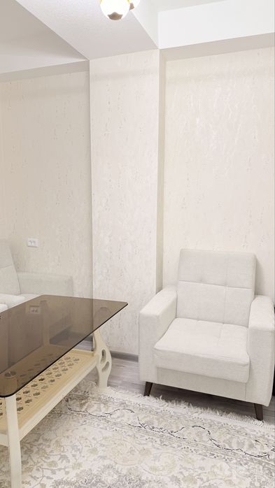 Mebel Divan 2ta kreslo jurnalni stoli bilan birga yangi holati