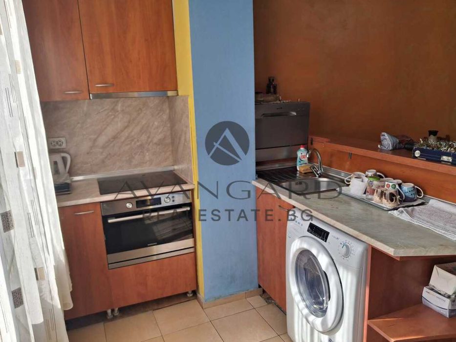 оф.25434 Тристаен р-т Хитър Петър