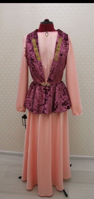 Продаются платья с кажекей.