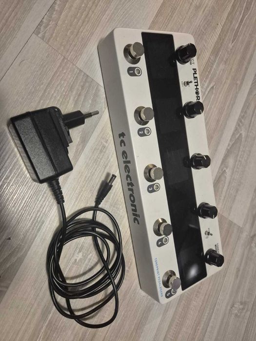 Procesor de efecte TC ELECTRONIC PLETHORA X5