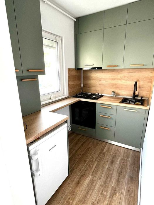 Proprietar, Închiriez Spațiu Birou / Cabinet sau Locuință | Garsonieră Premium Sub Arini | Parter Înalt