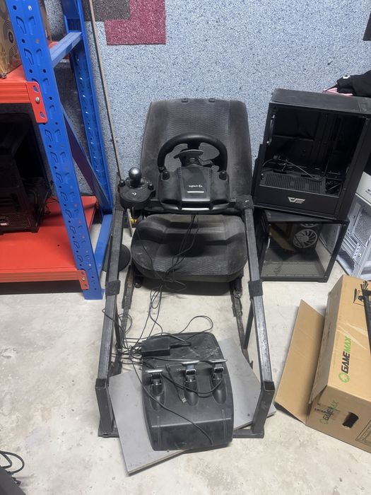 Игровой руль  Logitech G920 Driving Force