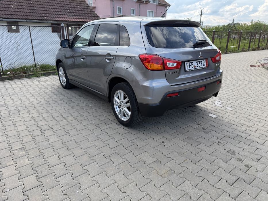 Mitsubishi ASX An 2012 Vebasto