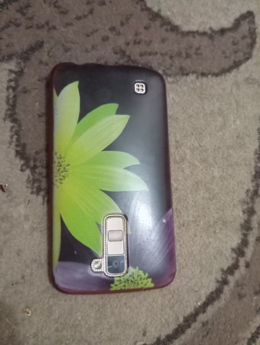 LG k10 в хорошем состоянии