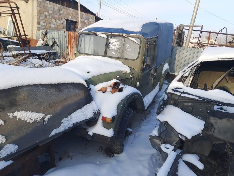 Продам УАЗ 69 запчасти