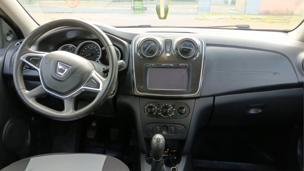 Vand Dacia Sandero Stepway  2017(exclus samsari)
