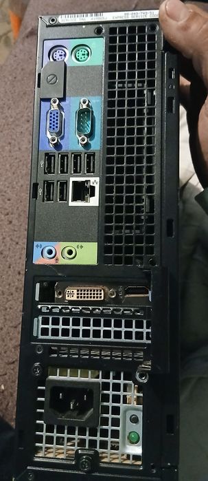 Vând PC Dell I3  16gb ram ddr3