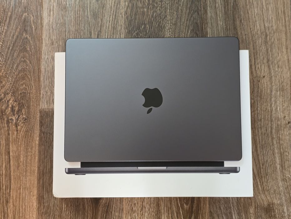 MacBook Pro 14 M4PRO 24/1TB 19 циклов