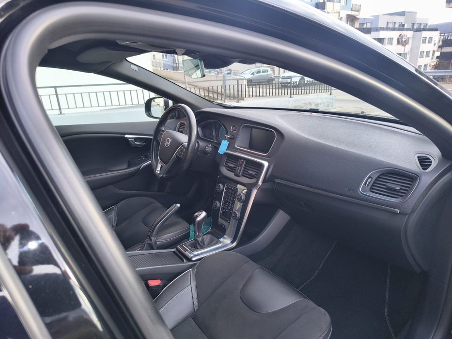 Volvo V40 2.0 R Designe