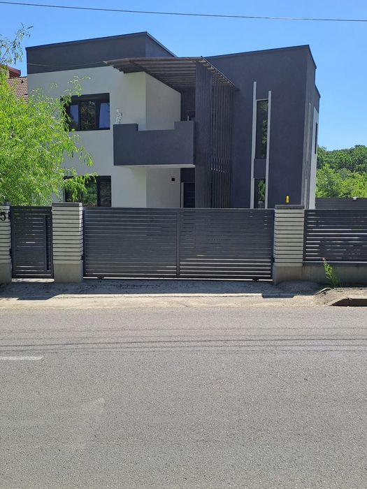Propietar- vand casa platou gavana