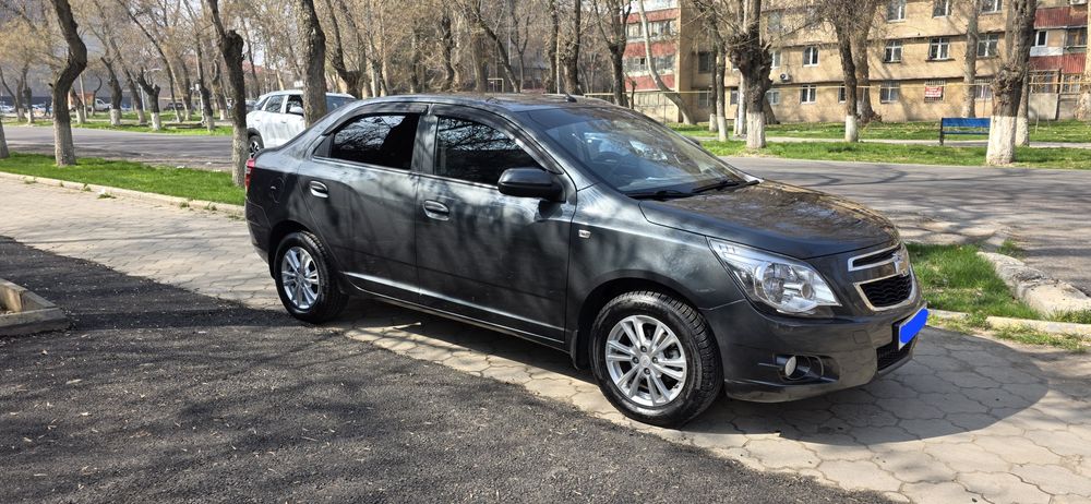 Chevrolet Cobalt - 4 euro