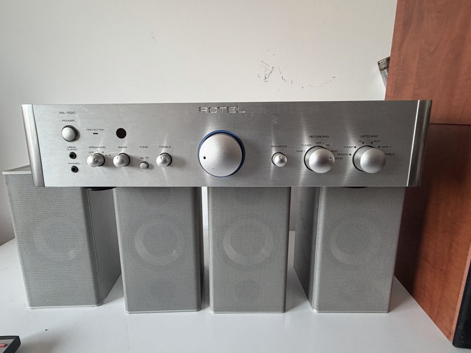 Rotel     Ra-1520