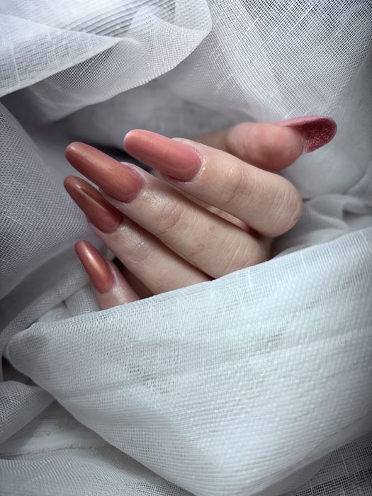 Locuri libere la unghiuțe