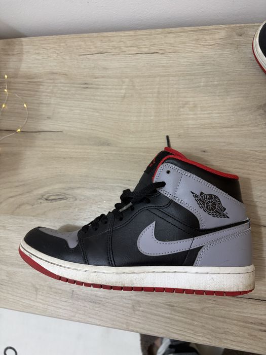 Jordan 1 gray cement