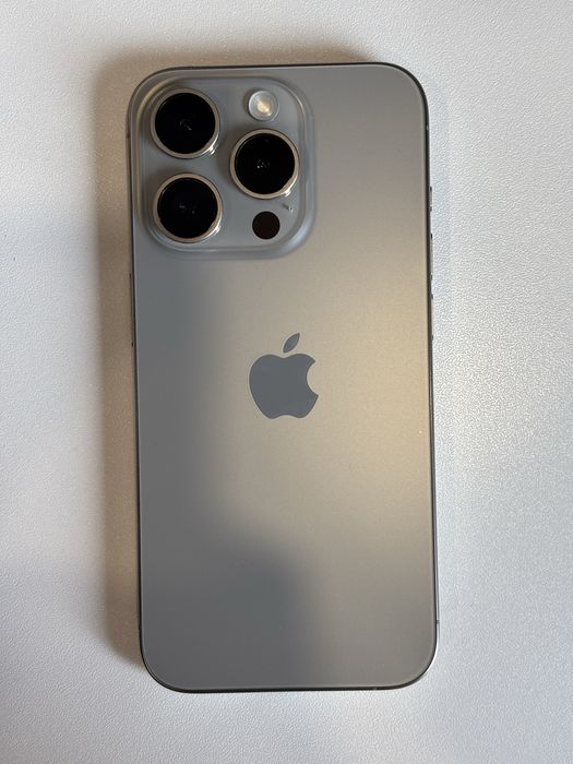 iPhone 15 Pro 128GB Natural Titanium