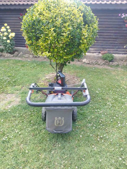 Моторна косачка Husqvarna LC140