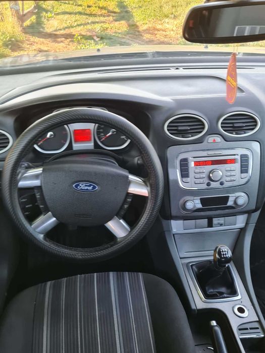FORD Focus 0 — imagine 4