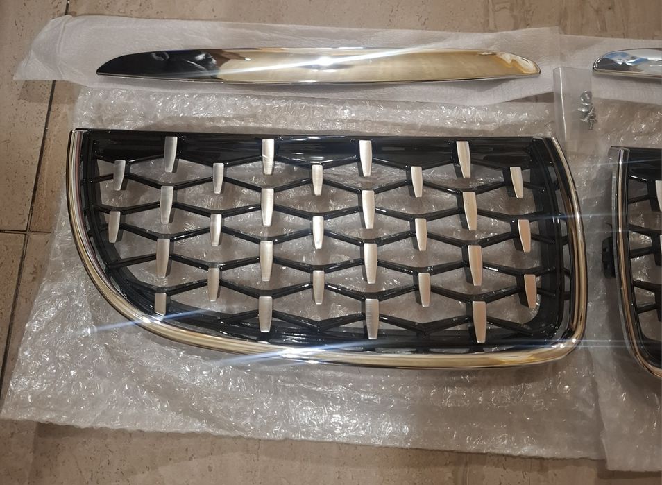 Бъбреци тип диамант BMW 3 E90 E91 диамантени грил решетки тунинг бмв