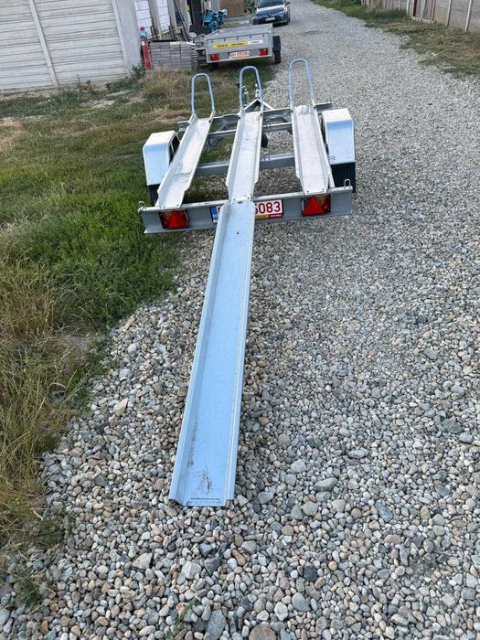 Închiriez remorcă transport motociclete – 3 locuri | 750 kg | Categoria B
