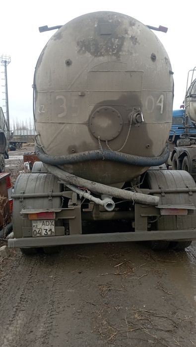 Цементовоз камаз