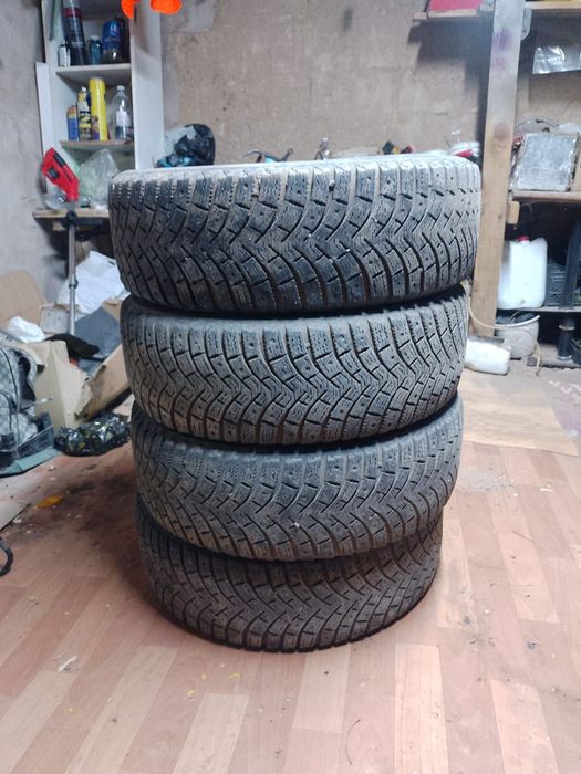 Продам шины MICHELIN