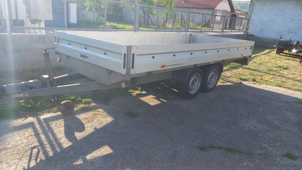 Remorca 2500kg platforma Humbaur