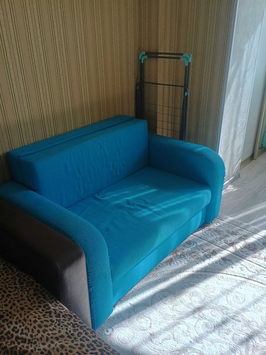 Продам диван 1400х2000