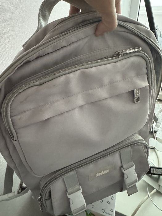 Продам  школьный  рюкзак